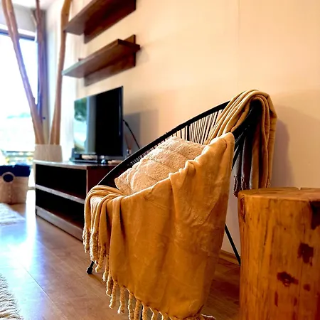 St. John Hill 公寓 班斯科